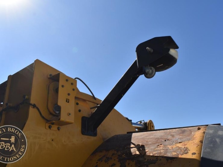 2016-caterpillar-982m-image-71