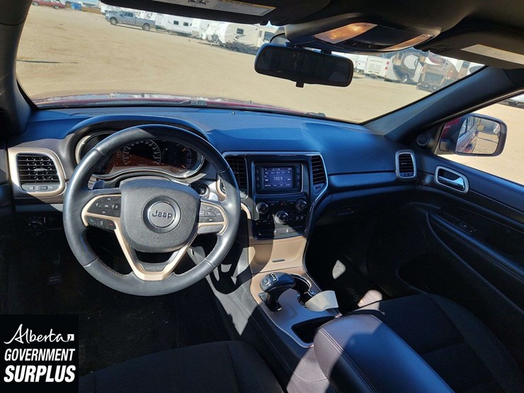 2014-jeep-grand-cherokee-image-18
