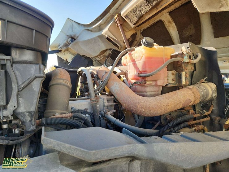 2012-international-workstar-7600-image-11