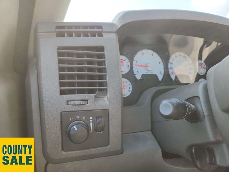 2008-dodge-ram-3500-image-27