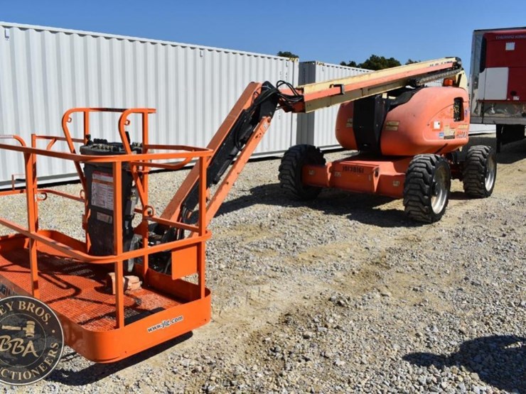 2013-jlg-600aj-image-18