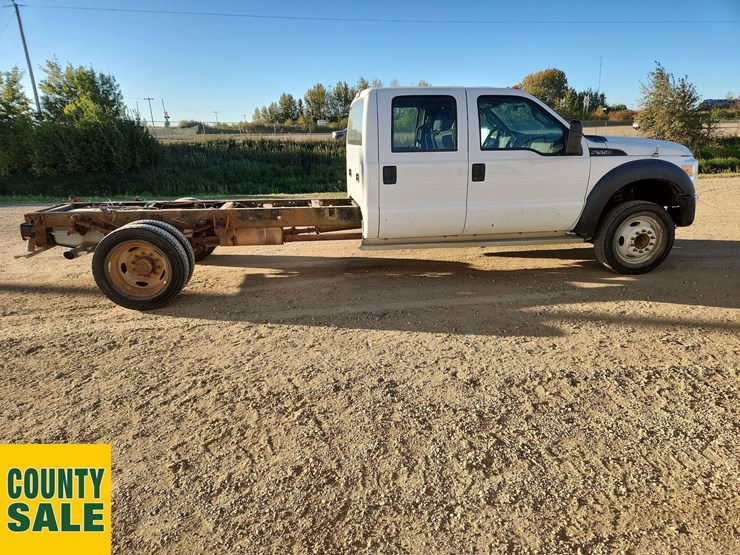 2013-ford-f550-image-6