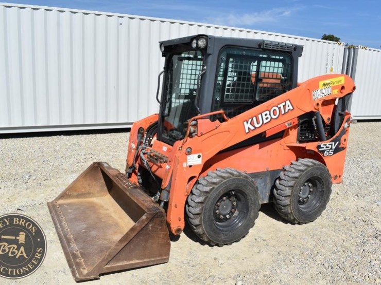 2017-kubota-ssv65-image-56