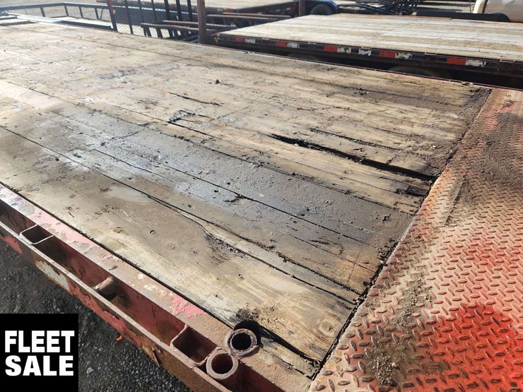 2008-manac-tri/a-step-deck-trailer-image-26