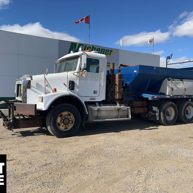 2001 FREIGHTLINER FLD112
