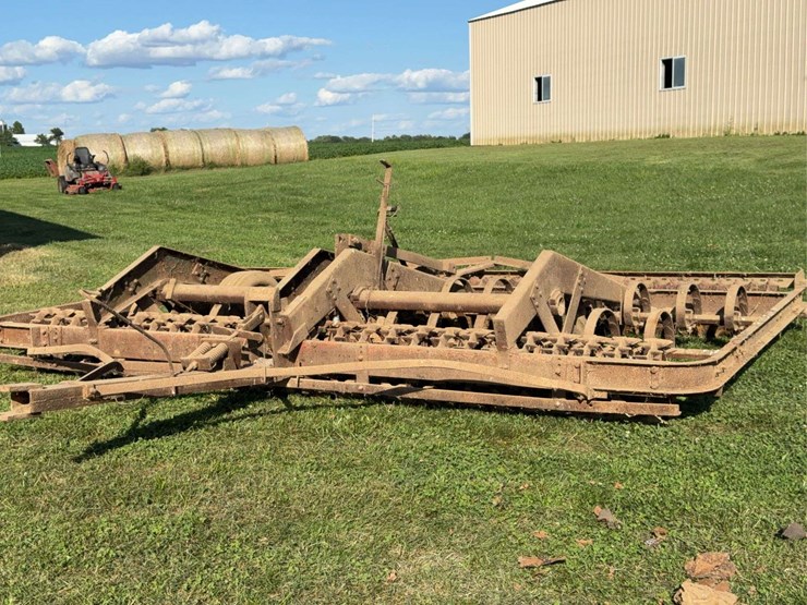14ft-cultimulcher-image-2