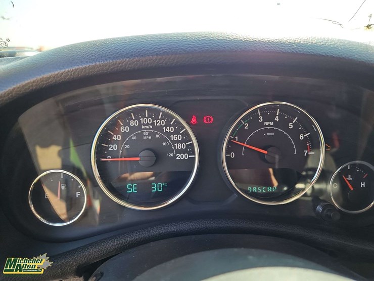 2015-jeep-wrangler-image-8