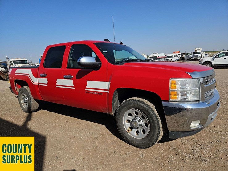 2013-chevrolet-silverado-1500-lt-image-2