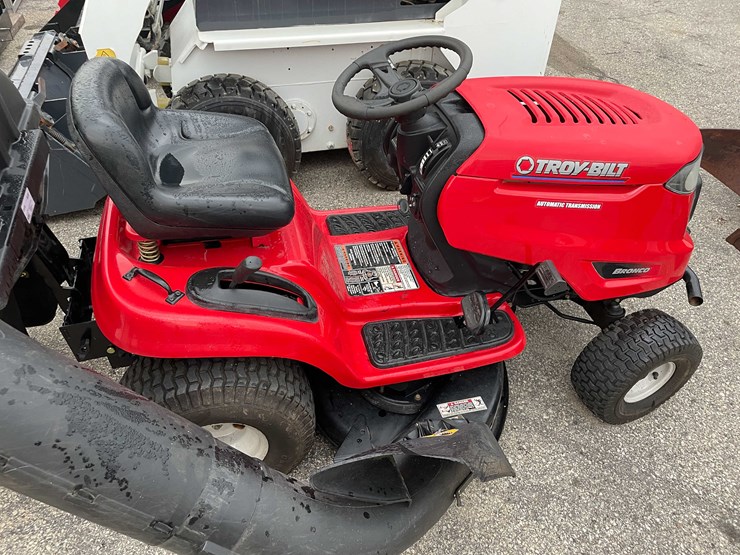 troy-bilt-bronco-image-16