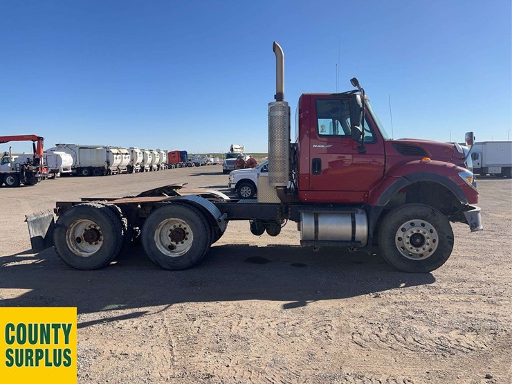 2009-international-workstar-7600-image-5