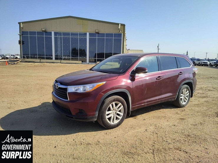 2015-toyota-highlander-image-1