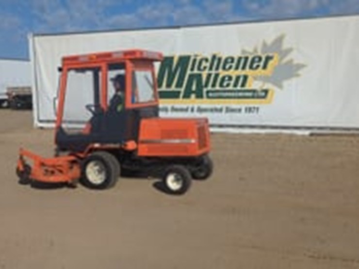 kubota-f2000-image-5