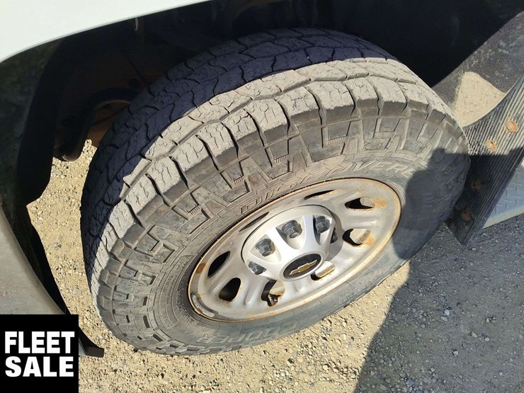 2018-chevrolet-silverado-3500hd-image-31