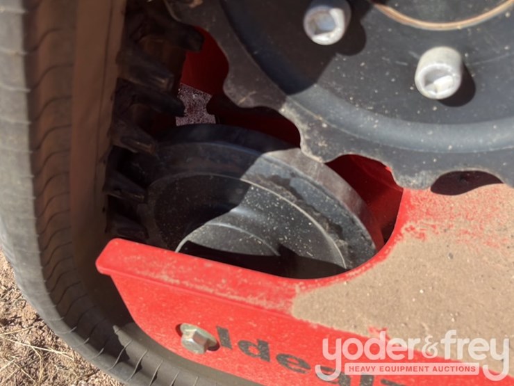 2023-manitou-1050rt-image-47