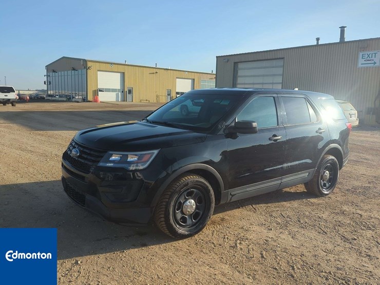2018-ford-explorer-image-1
