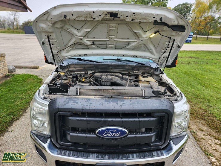 2016-ford-f350-image-32