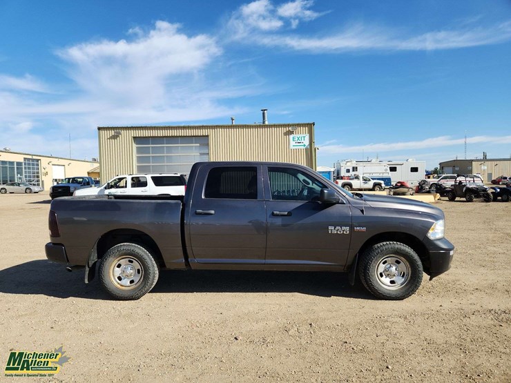 2015-ram-tradesman-image-5