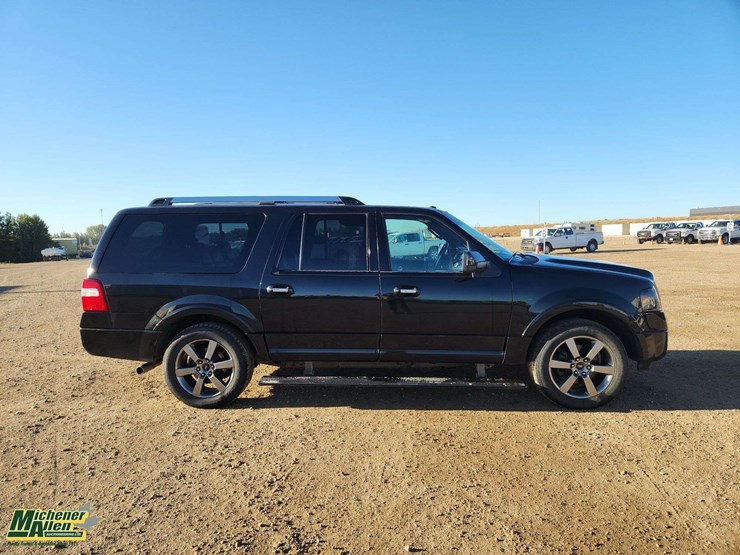 2013-ford-expedition-image-29