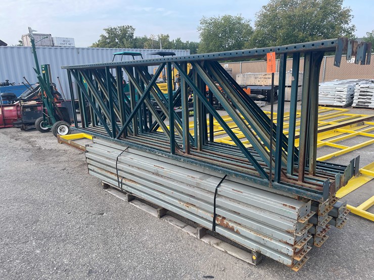#3077-•-teardrop-pallet-racking-(o8)-image-4