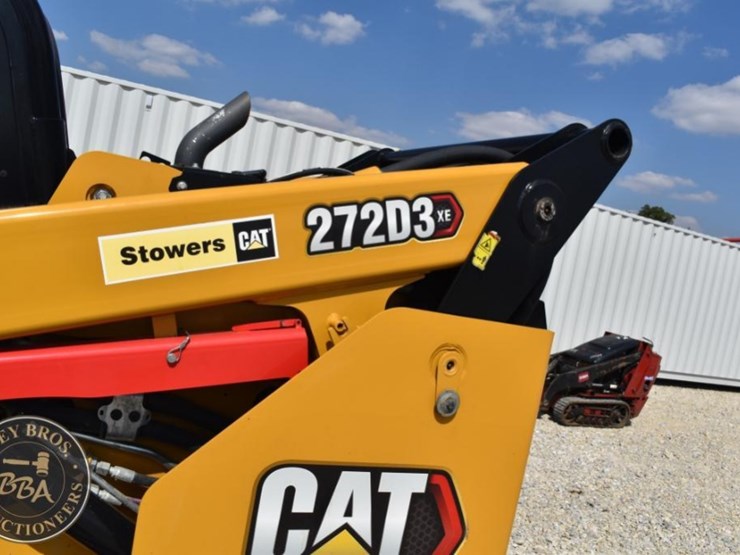 2021-caterpillar-272d3-image-27