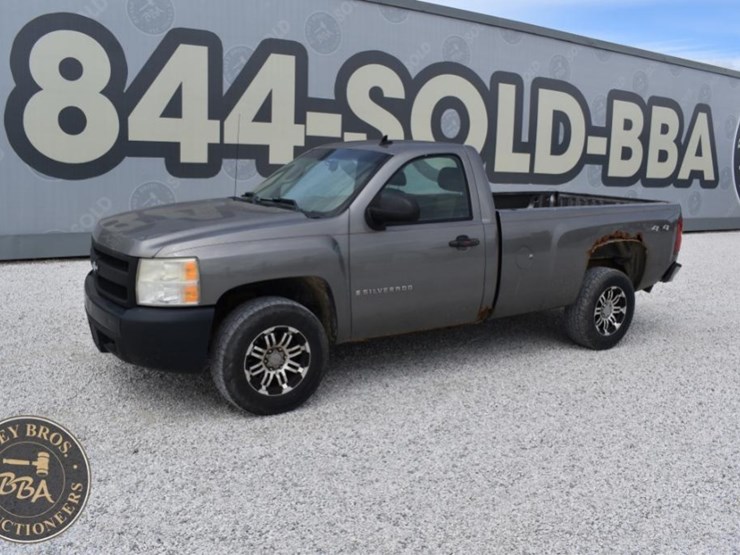 2009-chevrolet-silverado-1500-image-1