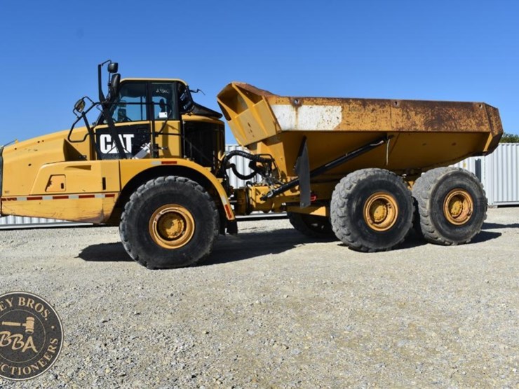 2011-caterpillar-740b-image-20