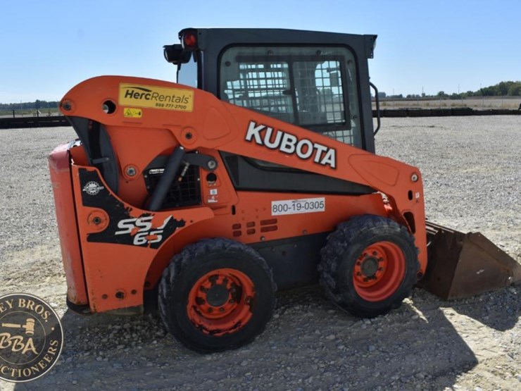 2017-kubota-ssv65-image-48