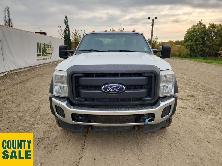 2013-ford-f550-image-8