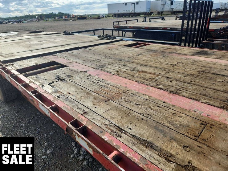 2008-manac-tri/a-step-deck-trailer-image-8