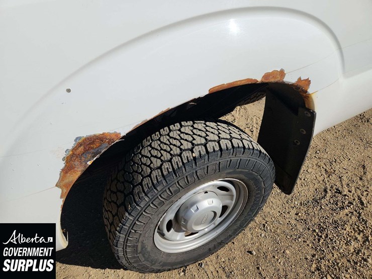 2011-ford-f350-image-35