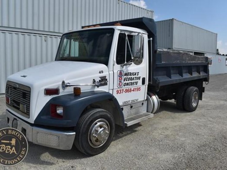 1999-freightliner-fl60-image-2
