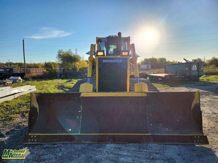 2015-komatsu-d65px-image-32