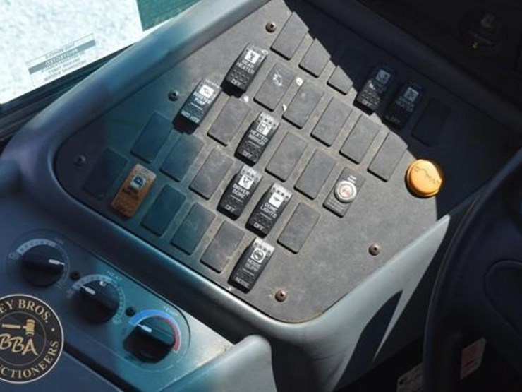 2012-ic-bus-ce-image-28