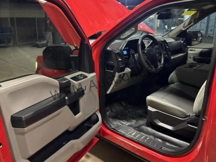 2017-ford-f150-image-24