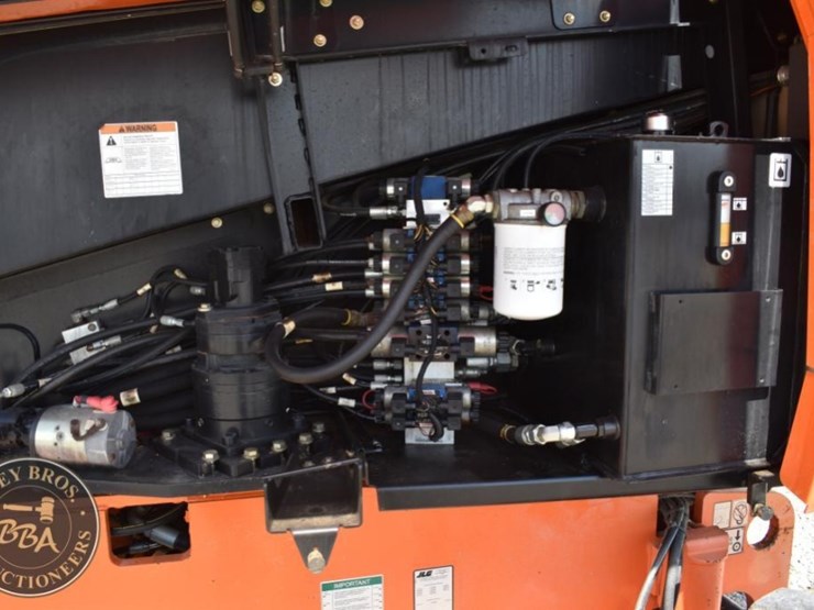 2006-jlg-660sj-image-15