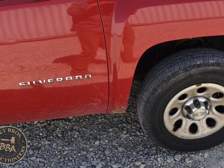 2010-chevrolet-silverado-1500-image-28