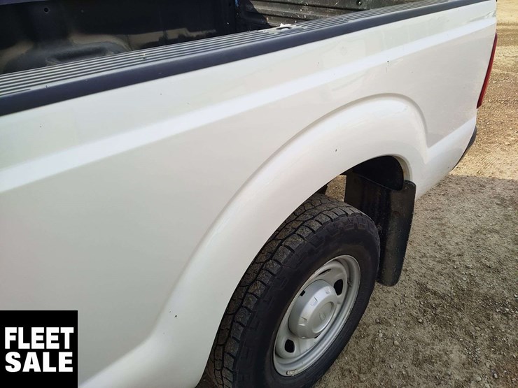 2011-ford-f250-image-34