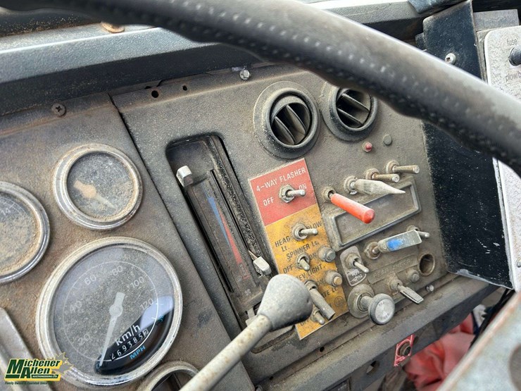 1989-ford-lt9000-image-12