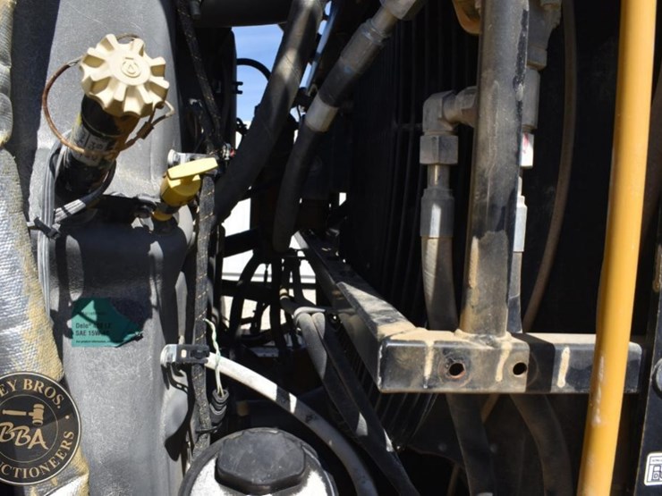 2014-caterpillar-982m-image-87