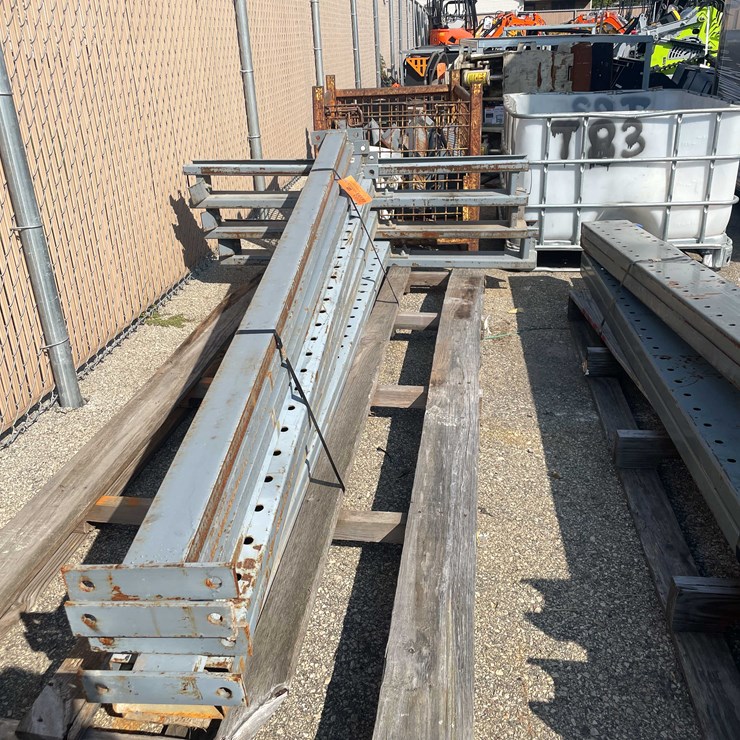 #3003 • Double Sided Cantilever Rack (O8)