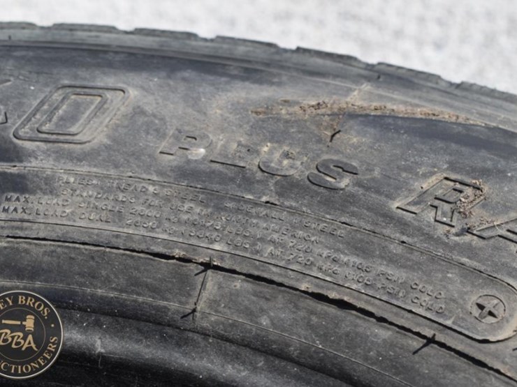 tires-firestone-fs560-plus-radial-tires-37960-image-5