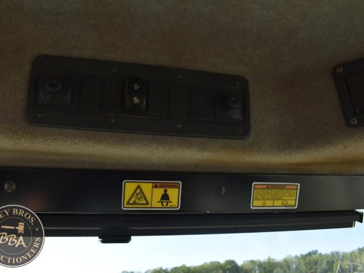 2011-caterpillar-740b-image-14
