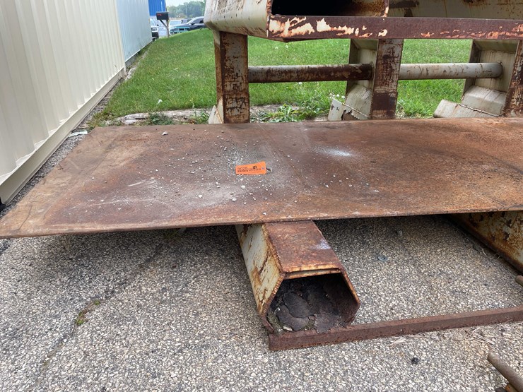#3028-•-(1)-steel-sheet-stock-(shed)-image-2