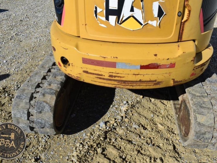 2013-caterpillar-305.5d-cr-image-13
