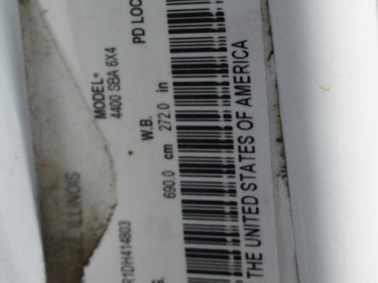 2013-international-durastar-4400-image-11