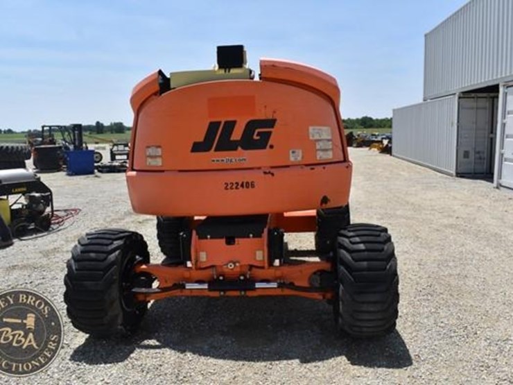 2010-jlg-450aj-image-13