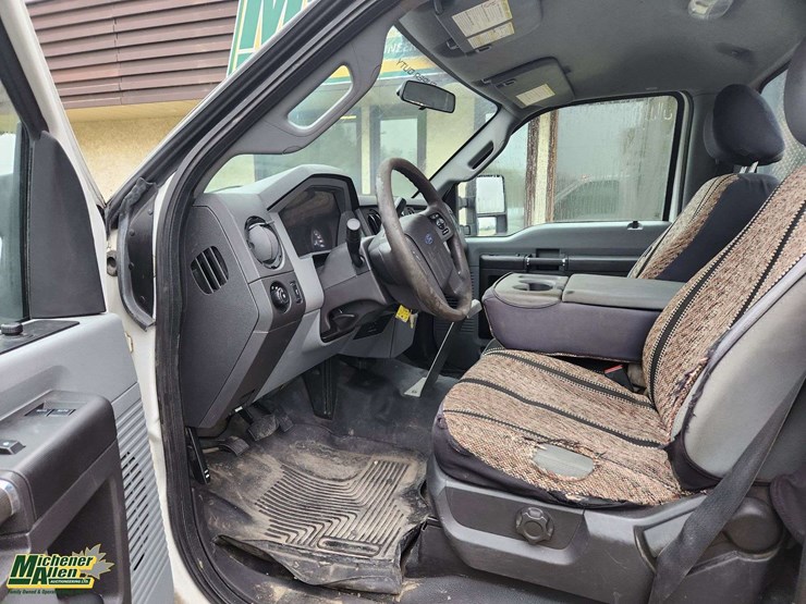 2016-ford-f350-image-17