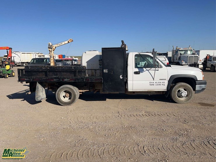 2006-chevrolet-silverado-3500-image-5