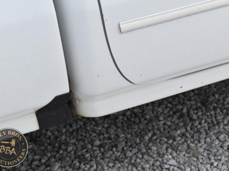 2016-chevrolet-silverado-1500-image-50