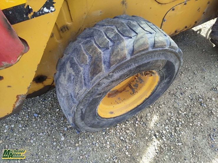 2014-caterpillar-272d-image-22